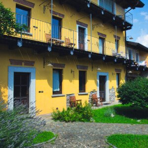 The accommodation building at Robin's Nest Paruzzaro - near Lago Maggiore and Lago d'Orta. 5 guest rooms able to host a maximum of 15 guests.